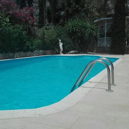 Вилла Apollon Corinth